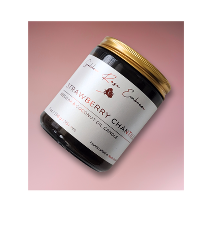 Strawberry Chantilly 7oz Beeswax Candle. Amber glass jar. Gold metal lid. Cotton wick. 
A mouth-watering aroma of sweet strawberries, creamy vanilla, and zesty lemon. This candle will transport you to the classic Wimbledon experience. 
